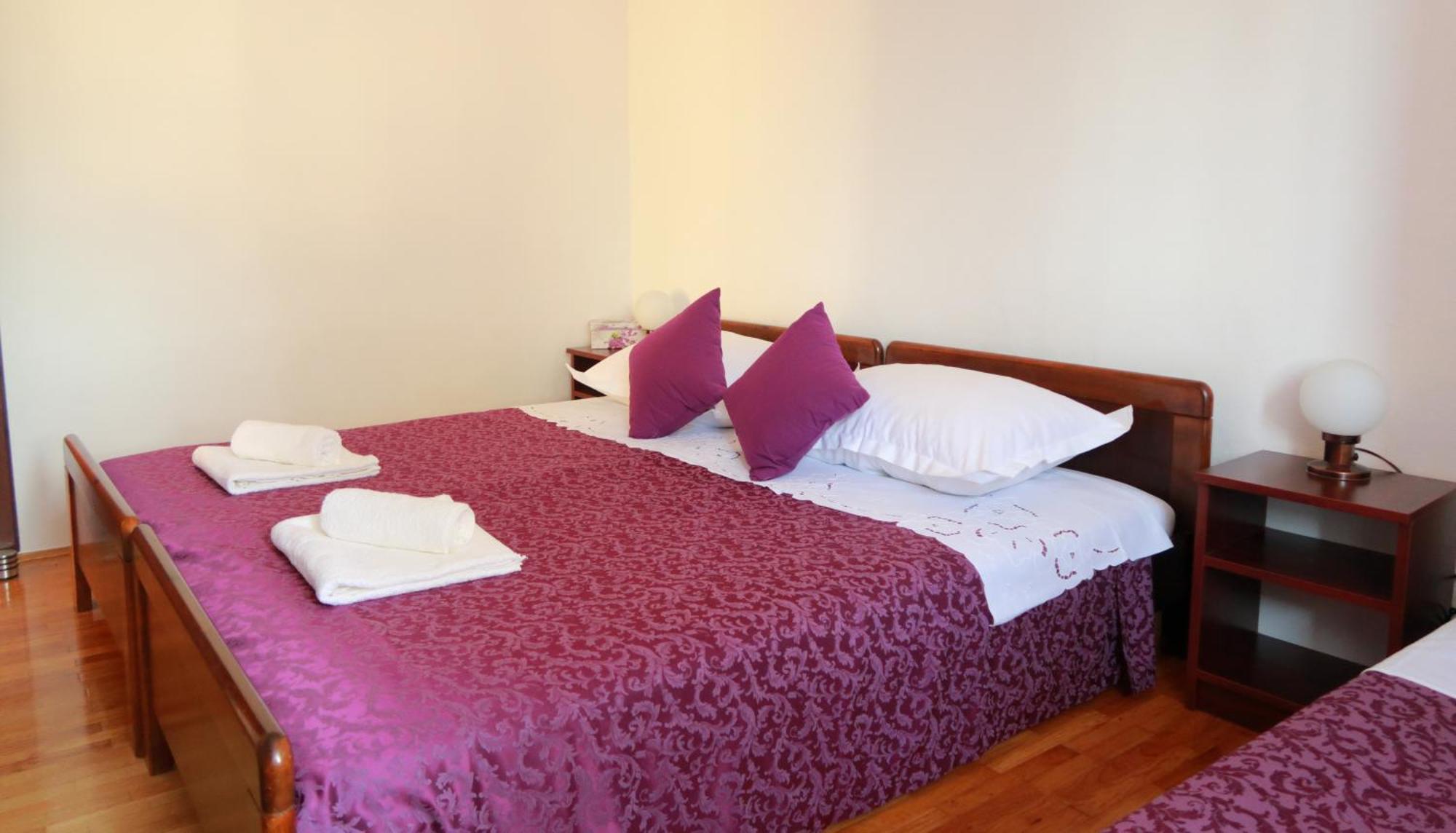 Apartments Ivanka Trogir Bagian luar foto